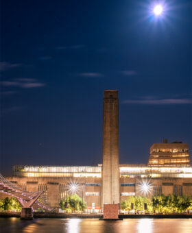 Tate museum at night-1